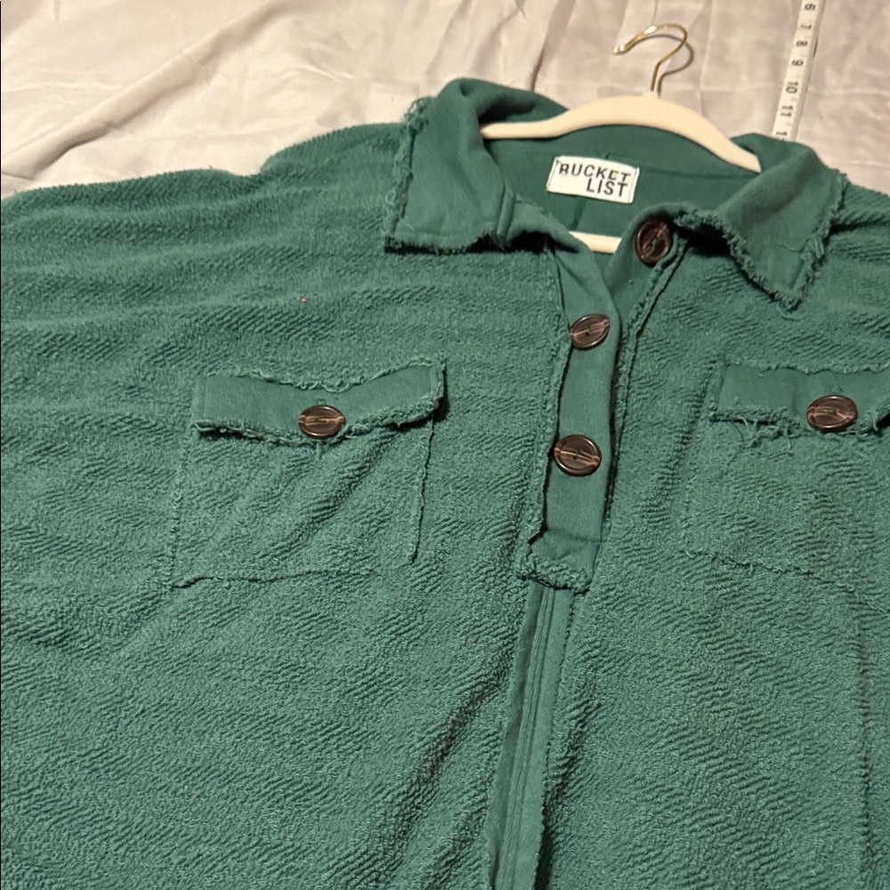 BUCKETLIST Green Oversized Button-Up Shirt - Picture 6 of 12